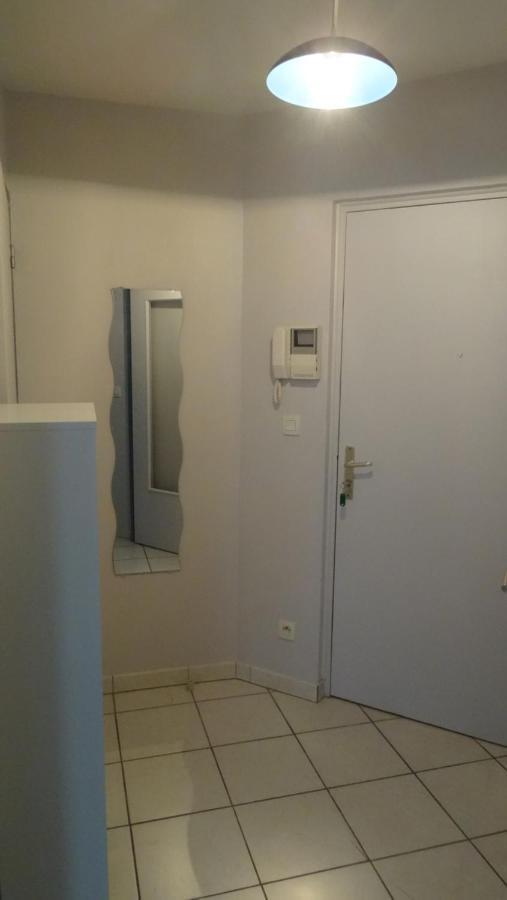 Appart T2 Standing Tout Confort Au Calme - Parking En Option Lyon Bagian luar foto
